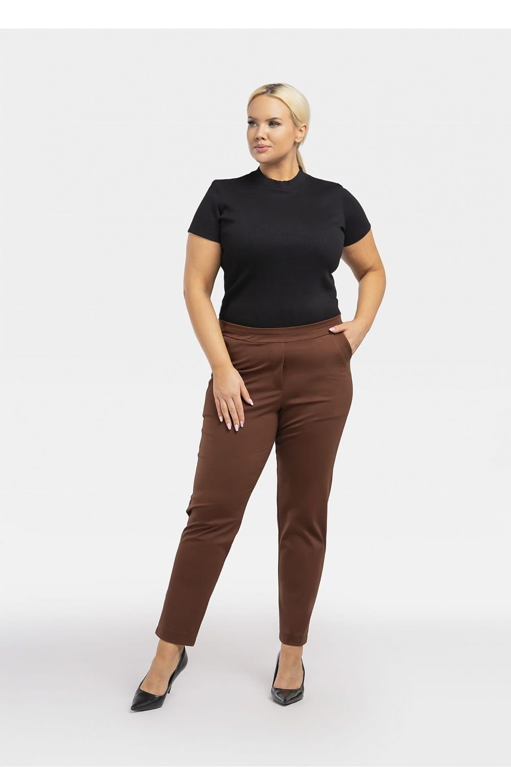 Plus Size Knit Jogger Pants