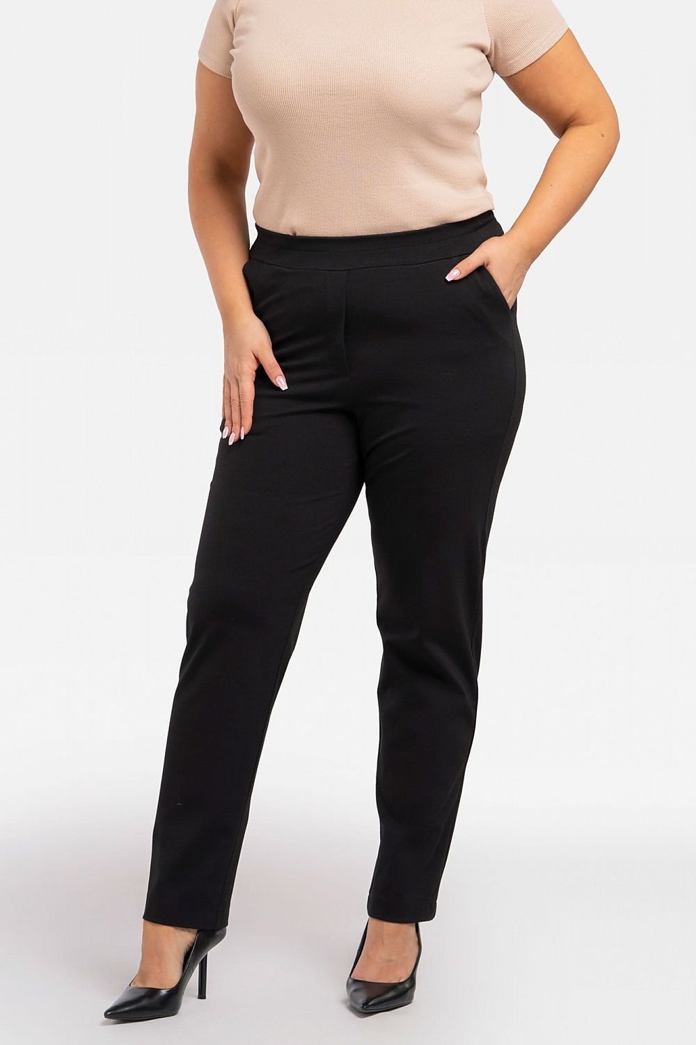 Plus Size Knit Jogger Pants black