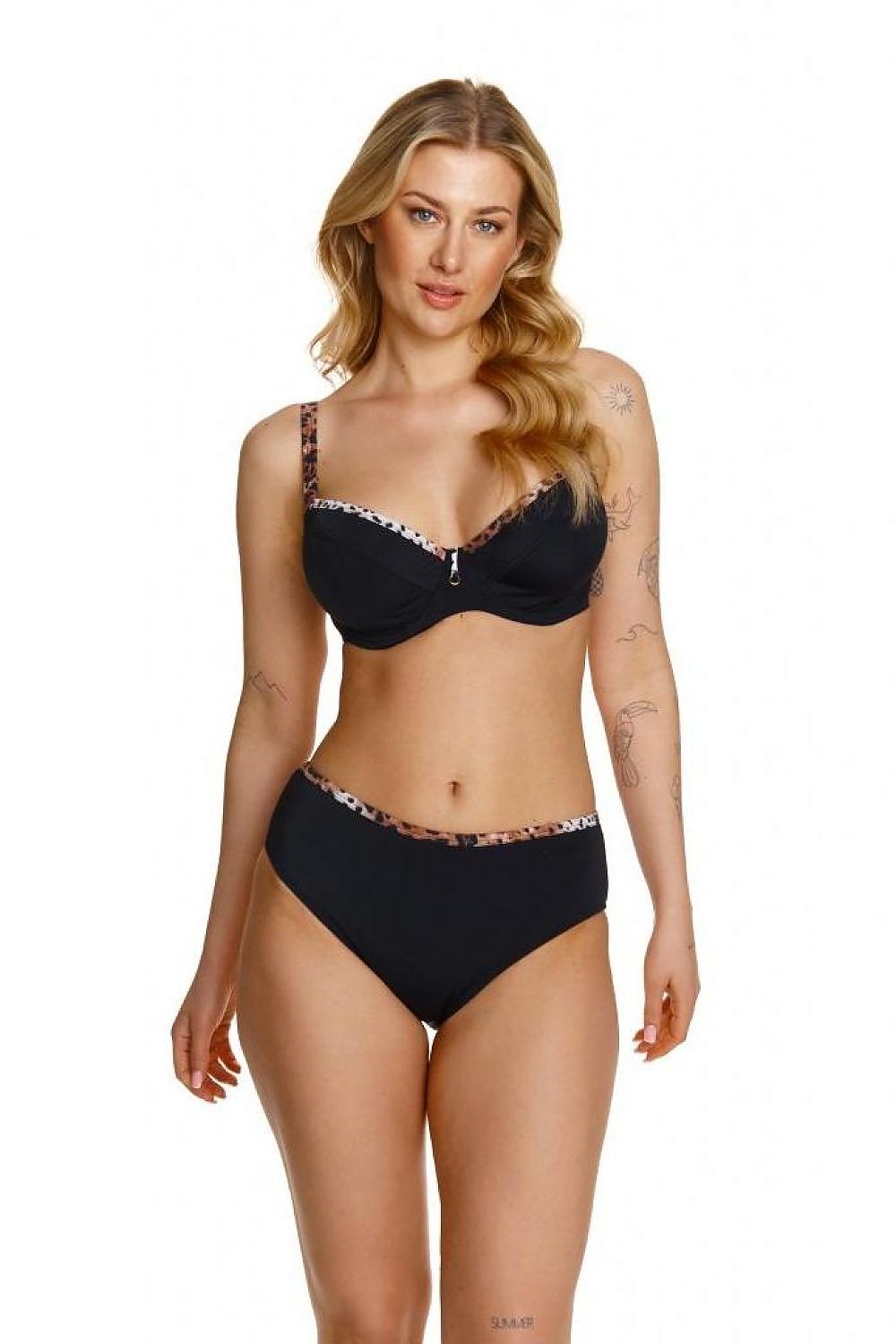 Underwire Plus Size Bikini Top with Leopard Print
