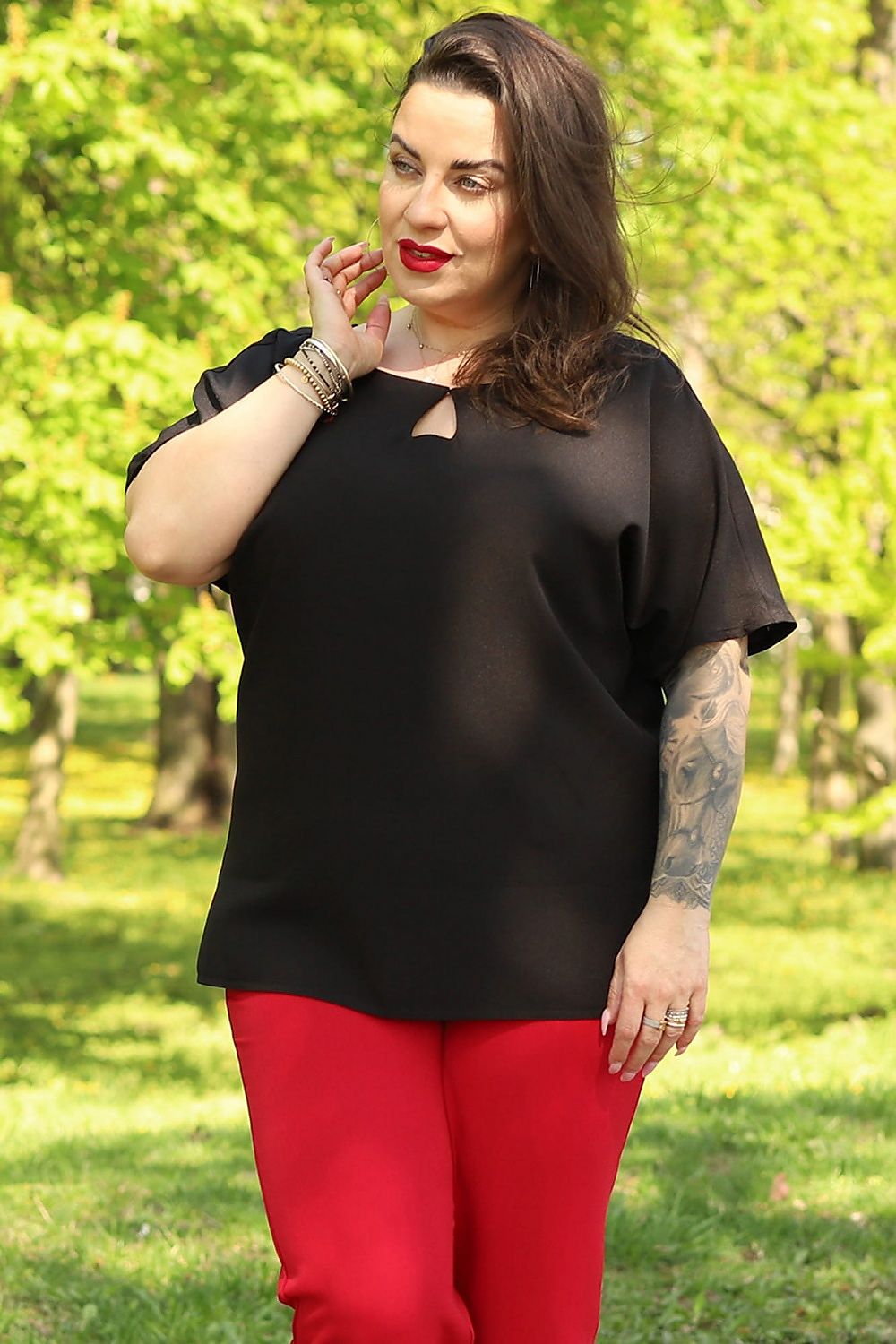 Plus Size Heart Neckline Blouse black