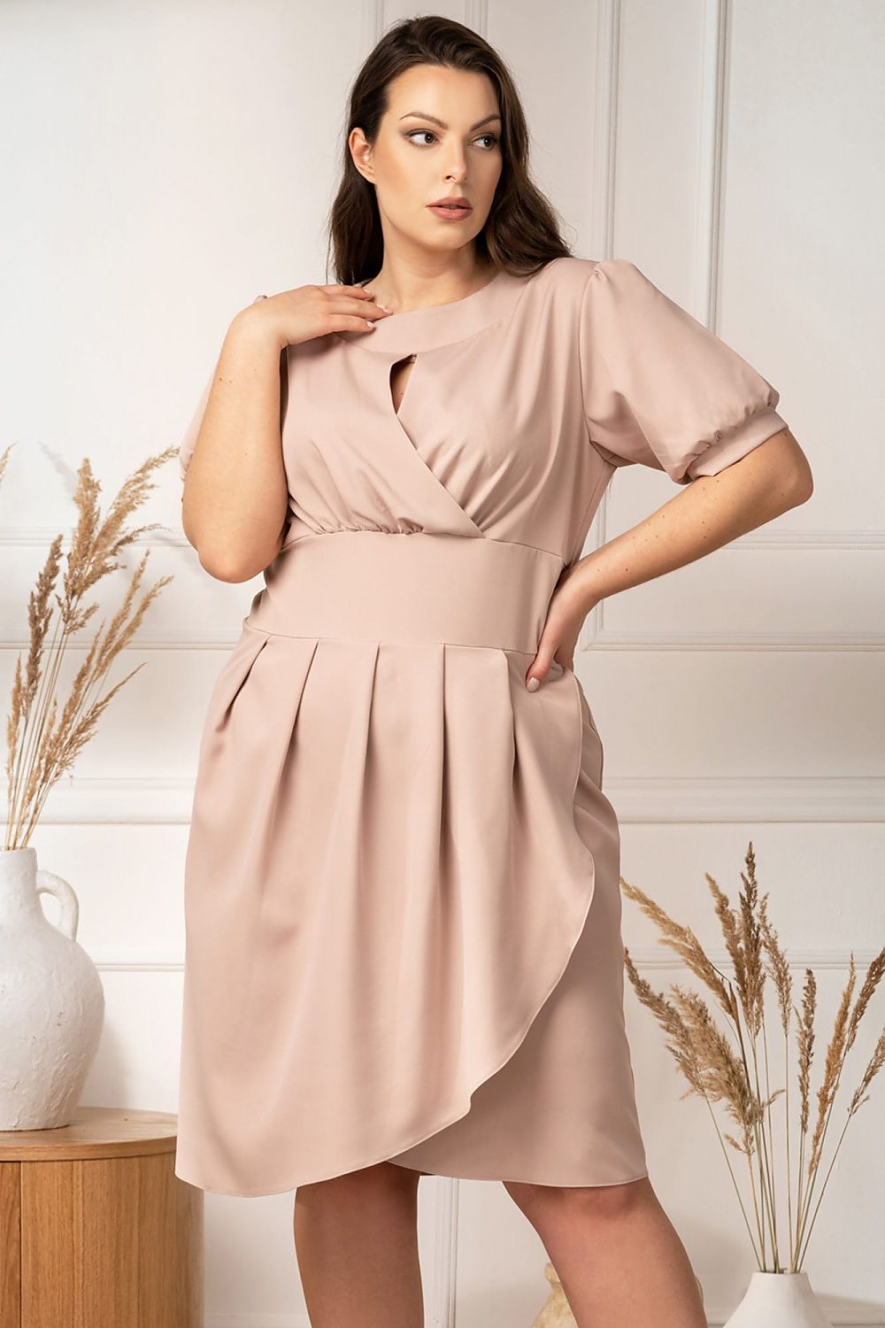 Plus Size Teardrop Waist Dress beige