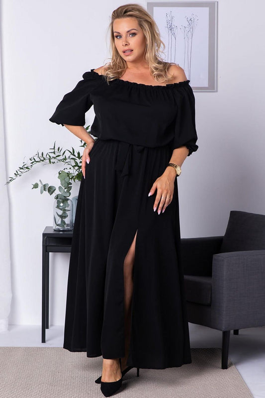 Plus Size Maxi Dress with Slit black 2