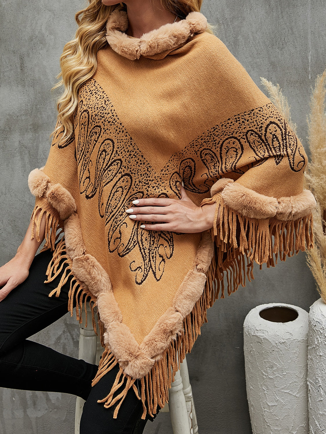 Graphic Fringe Cape Sleeve Poncho Khaki One Size