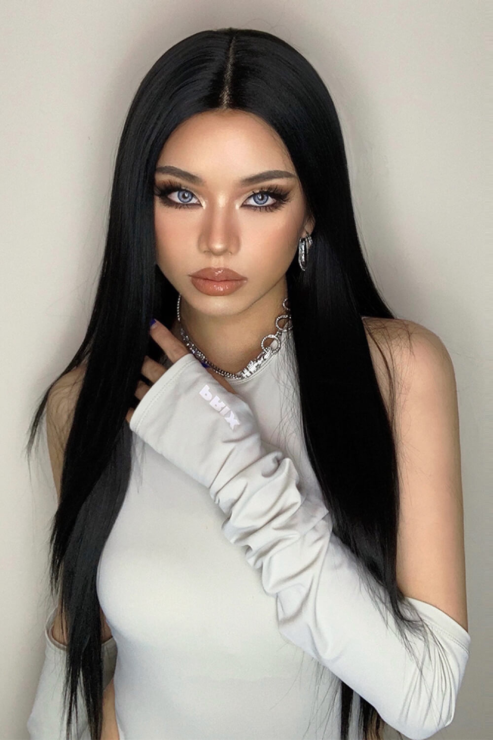 26" Long Straight Lace Front Wig