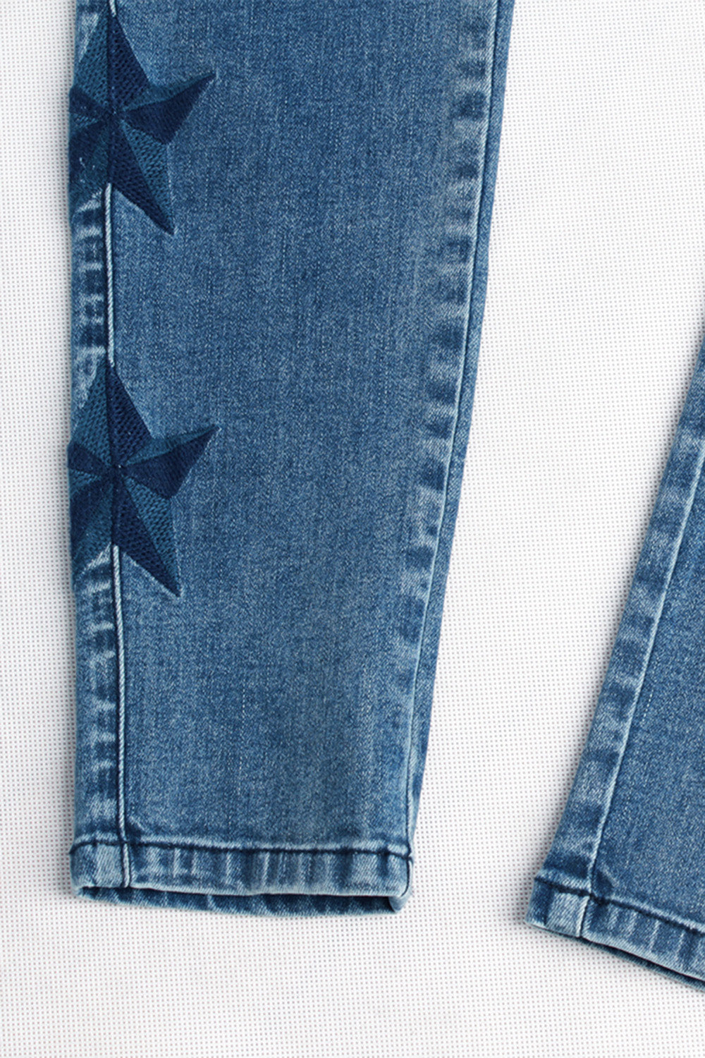 Mid-Rise Star Skinny Jeans