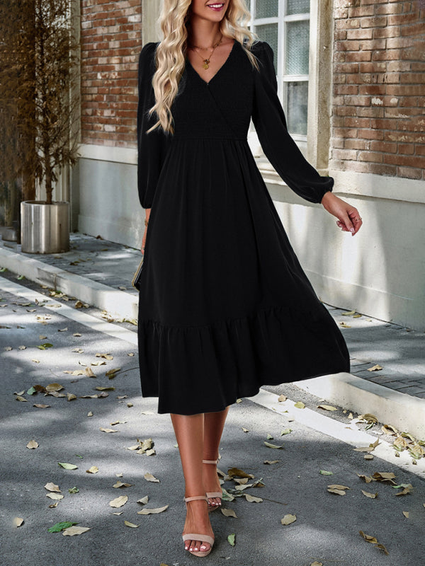 V-neck elegant dress with solid color Black
